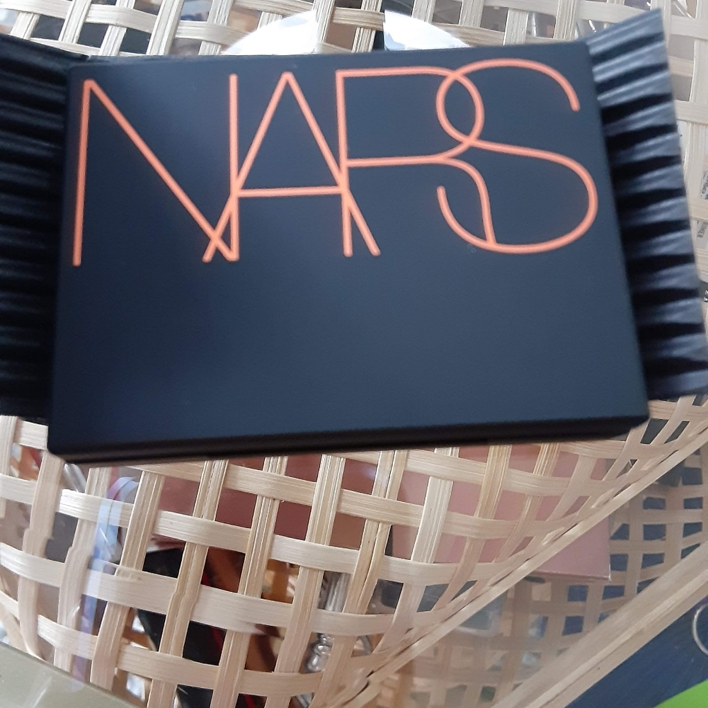 NARS Laguna Bronzer Travel Size - Picture 3 of 5
